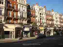 Driving lessons in Gloucester Road