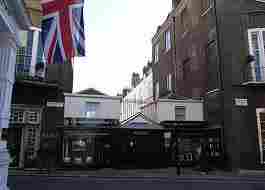 Learn to drive in Mayfair